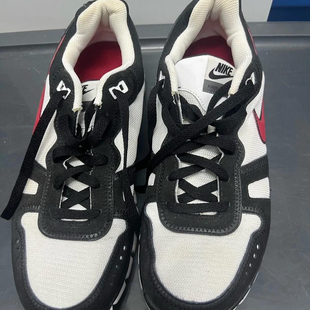 Nike Black and White Free Waffle Sneakers - Picture 2 of 5